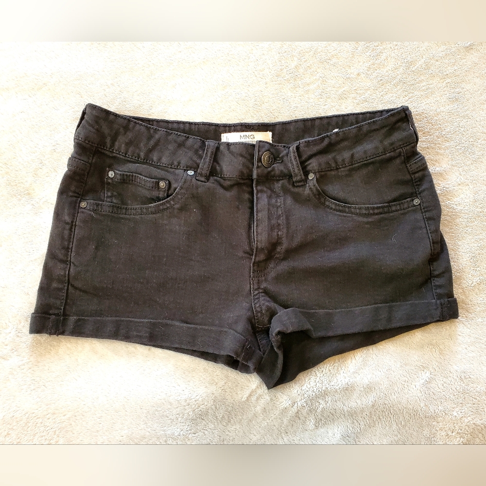 MNG size 4 black shorts